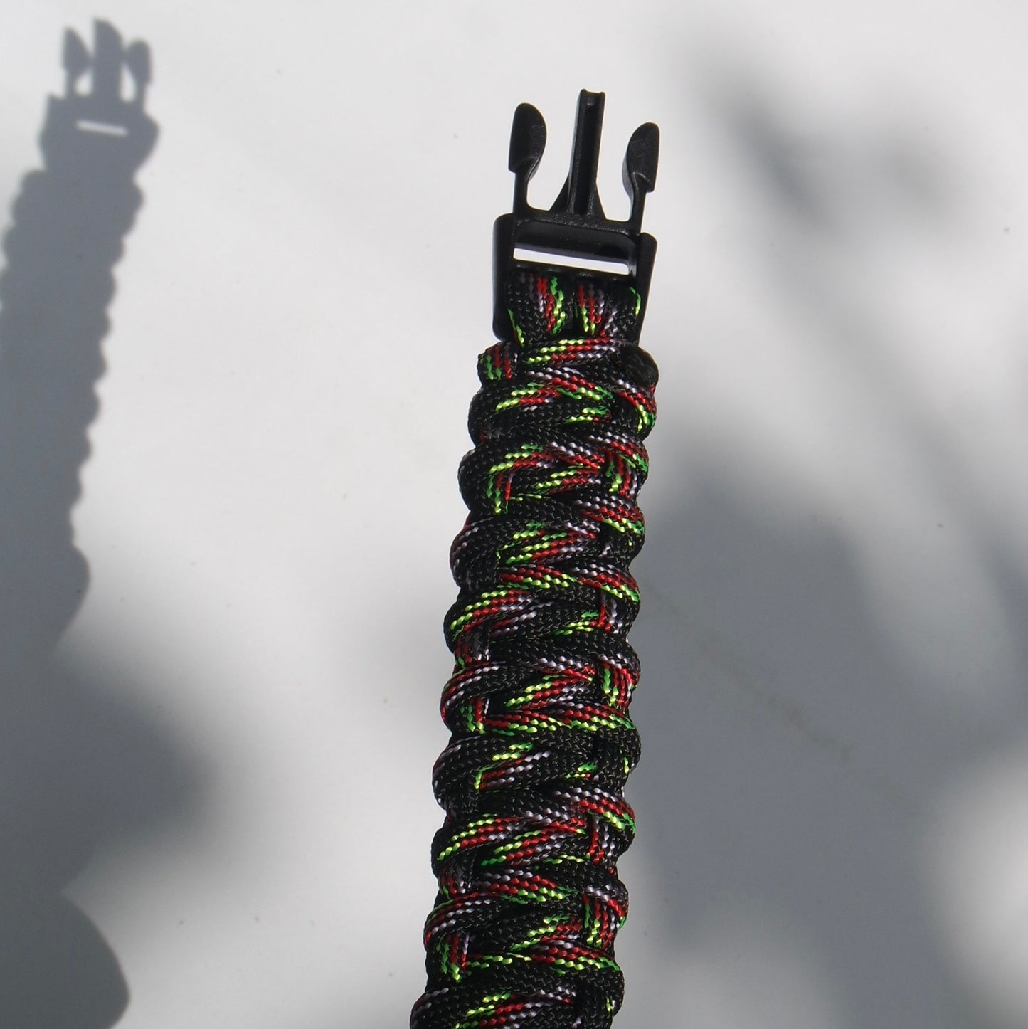 Black Rainbow | TWW parachute cord strap